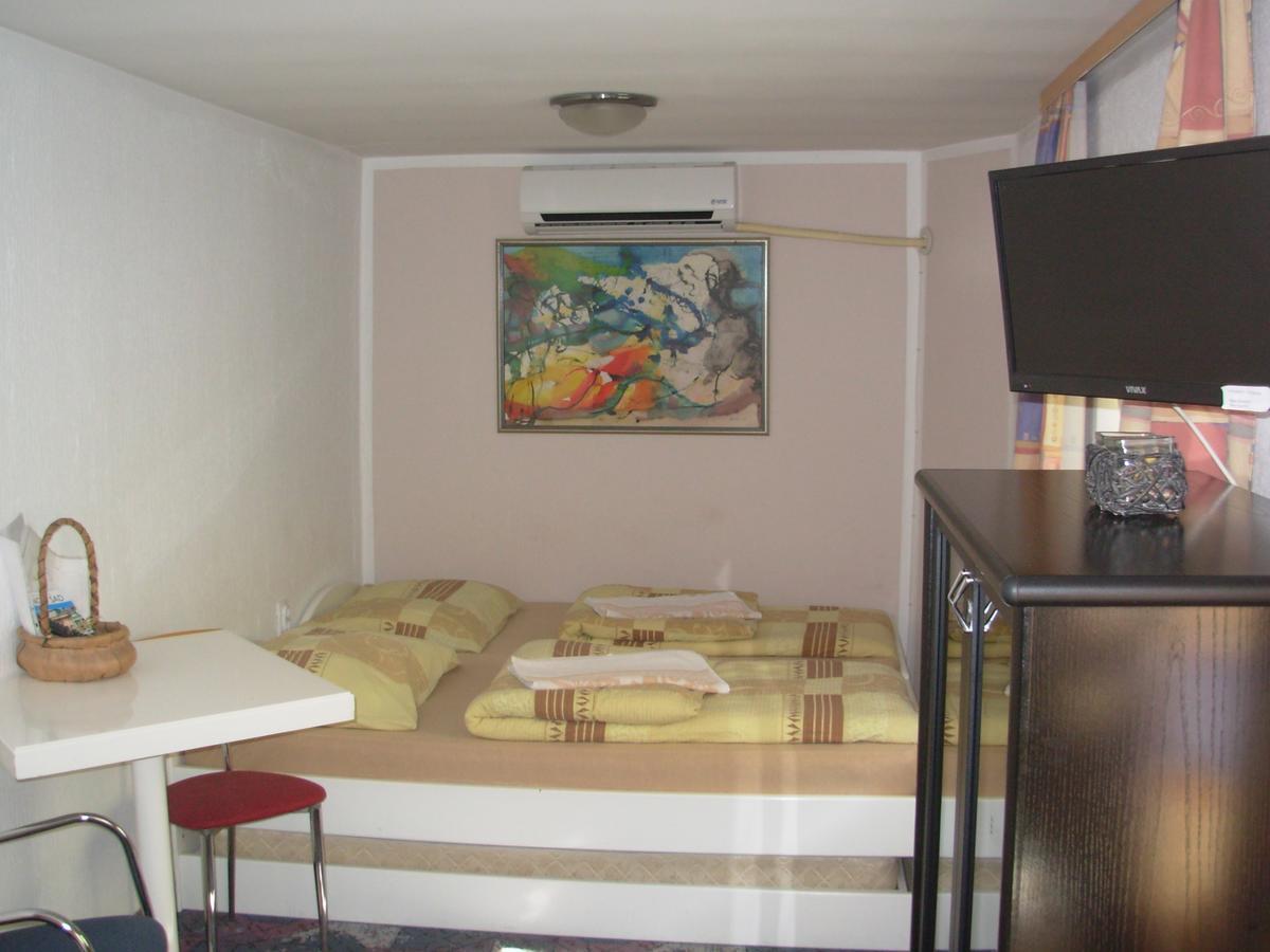 نوفي ساد Hostel 021 الغرفة الصورة