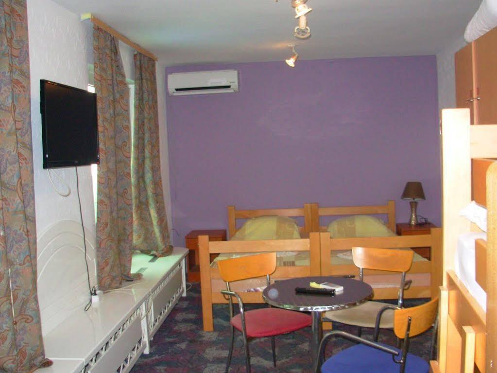 نوفي ساد Hostel 021 المظهر الخارجي الصورة
